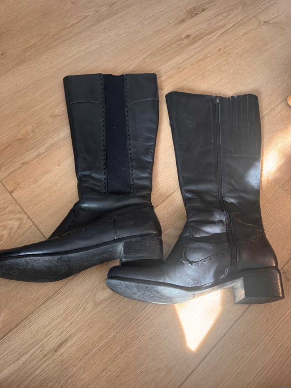 Trotters Black Leather Mid-Calf Riding‎ Boots